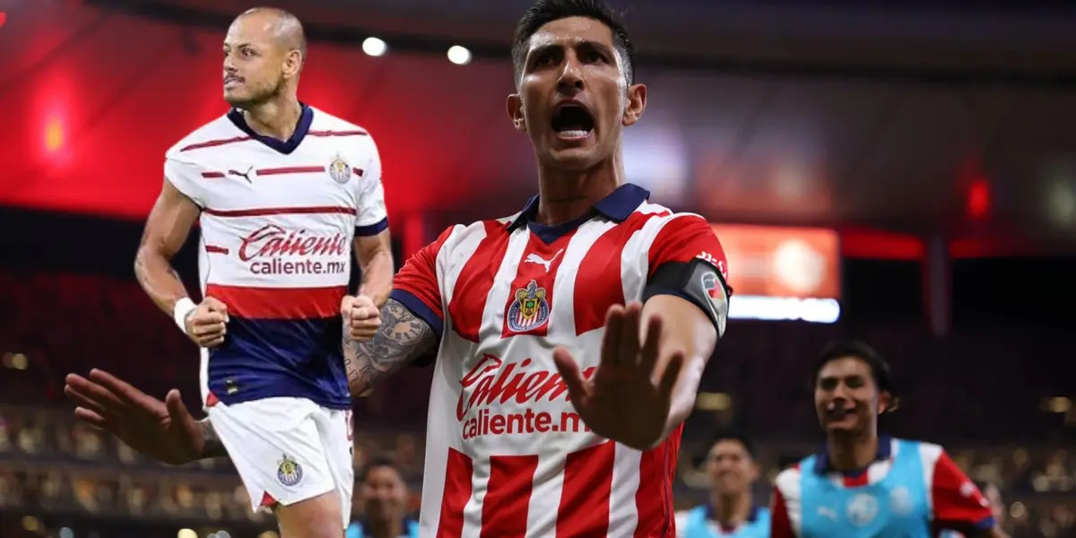 Chicharito y Pocho celebrando