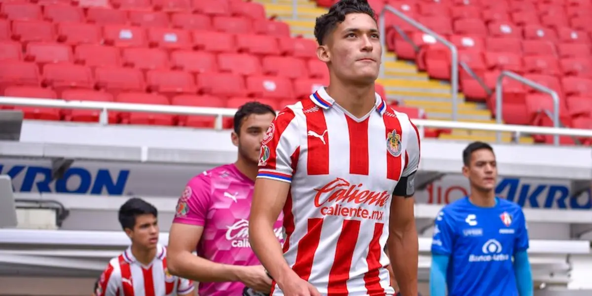 Chiquete Orozco y otros futbolistas de Chivas son los más caros de Liga MX | Foto: Chivas