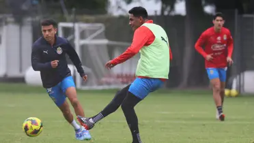 Chivas entrena de cara al Clausura 2025 | Foto: X @chivas