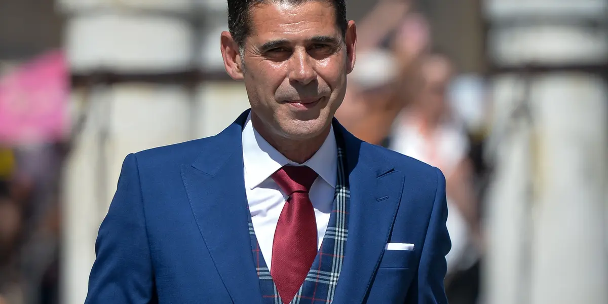 Chivas necesita reforzar la delantera y Javier Hernández sería opción