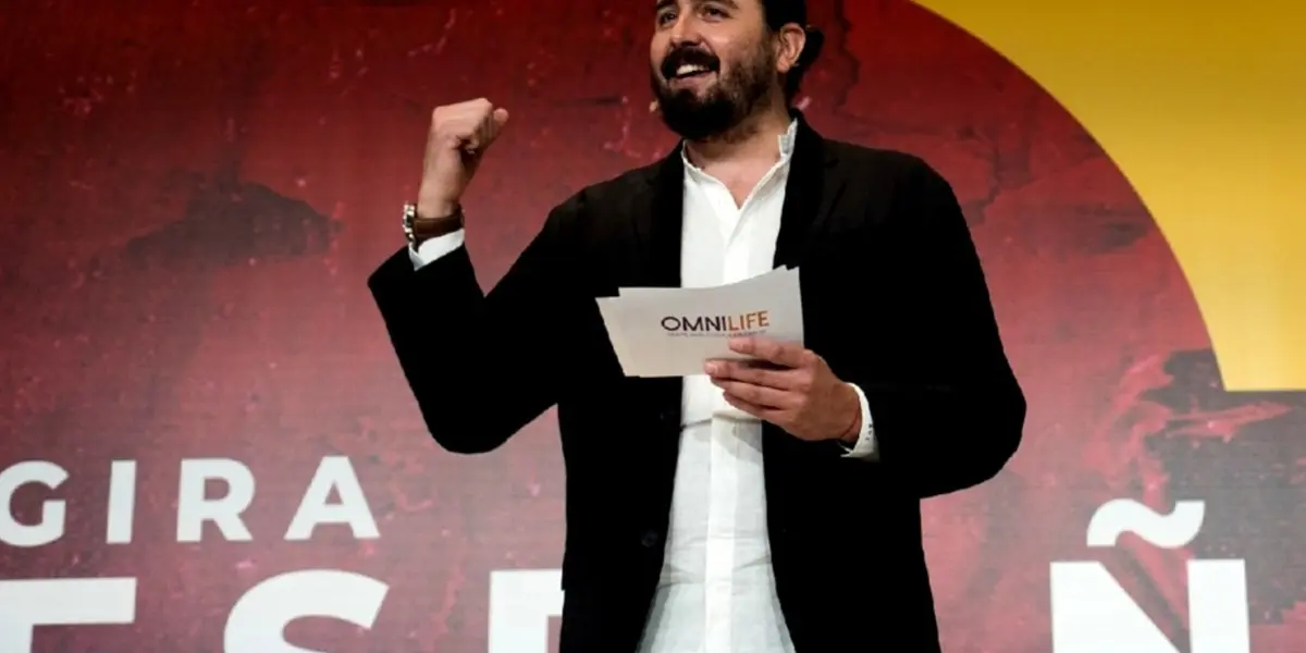 Chivas perdió la posibilidad de depender de sí mismo y se aleja de la clasificación este torneo.