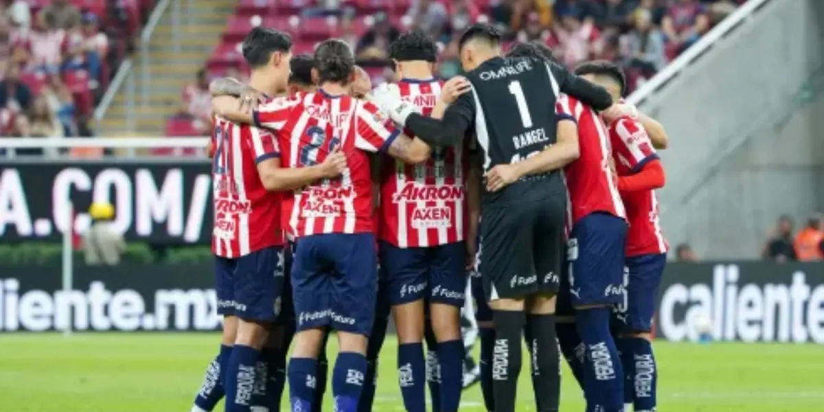 Chivas quedó eliminado y el mensjae de un jugador que parece señalar su salida | Foto: Mundo Deportivo