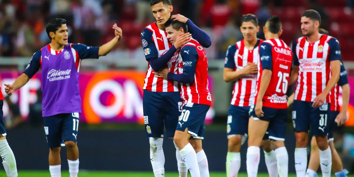 Chivas suma tres victorias, un empate y una derrota durante el mes de abril.