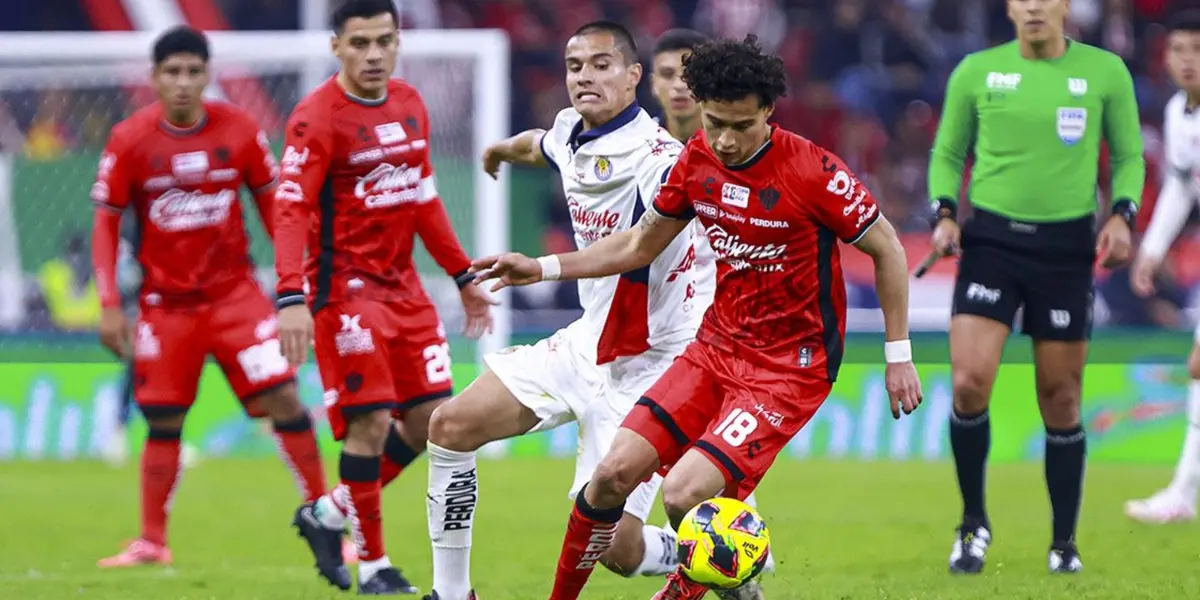 Chivas y Atlas pelearon la semifinal de la Copa Pacífica y un canterano brilló | Foto: Ovaciones
