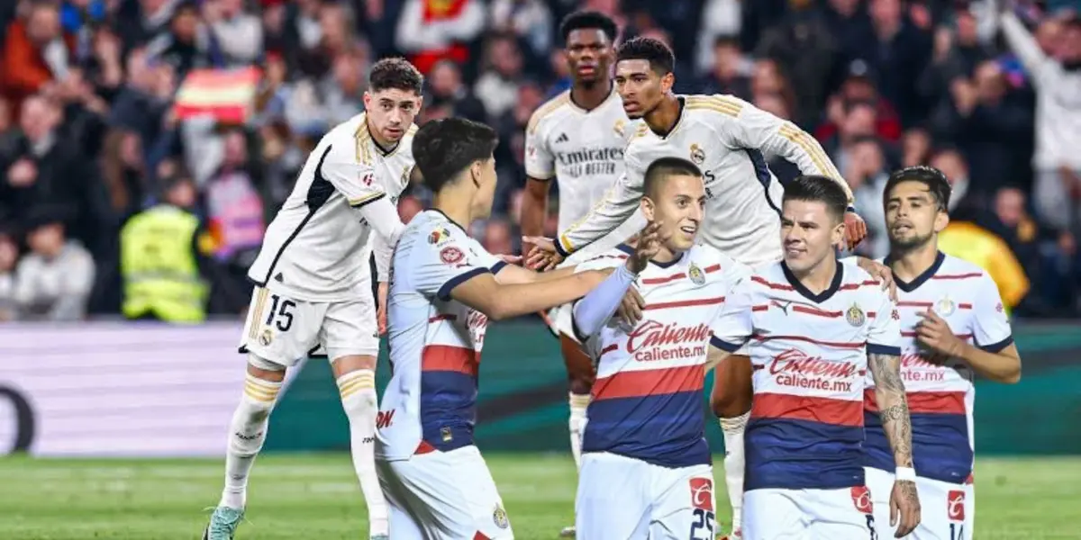 Chivas y Real Madrid celebrando/FOTO: 2Playbook