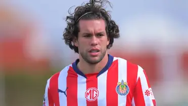 Cowell en partido. Foto: Récord