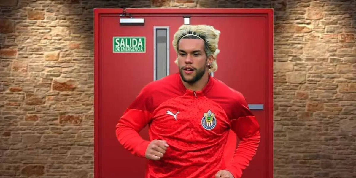 Cowell sería baja en Chivas