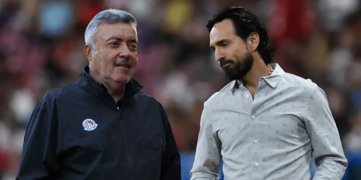 Domènec Torrent y Gerardo Espinoza (Foto tomada de: MexSport)