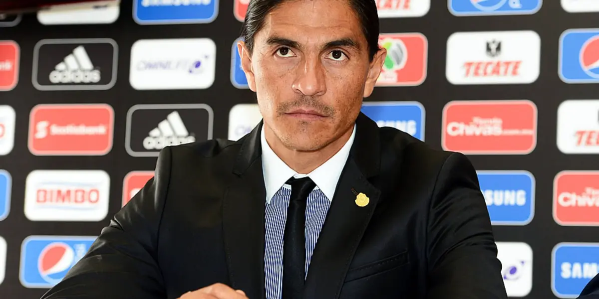 Durante la conferencia de prensa del equipo este miércoles, apareció un invitado sorpresa.