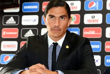 Durante la conferencia de prensa del equipo este miércoles, apareció un invitado sorpresa.