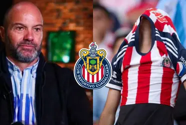 El analista mexicano criticó fuerte al referente de Chivas.