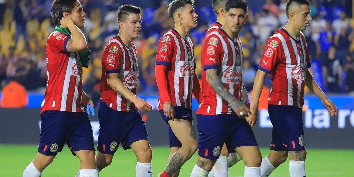 El Canelo sostendría una pelea de box el 6 de mayo en el Estadio Akron.