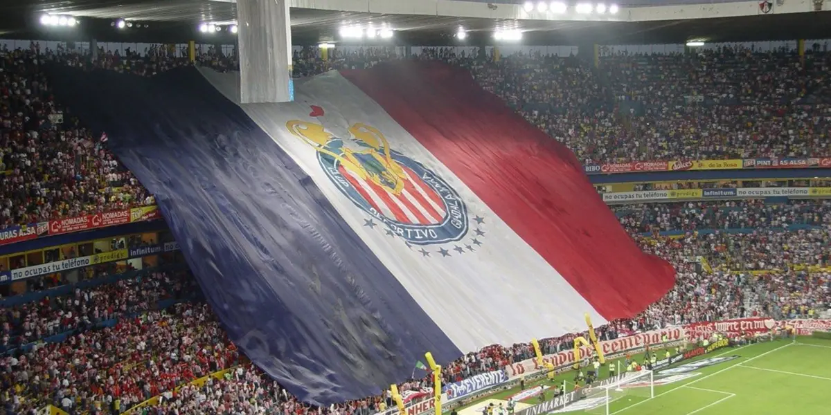 El central no tuvo un buen torneo con Cruz Azul, con algunos movimientos Chivas intentaría sin costo el regreso de Salcedo