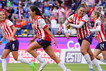 El equipo femenil del Rebaño se encamina al bicampeonato.