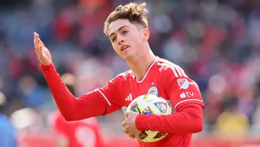 El joven atacante ya causa sensación entre los aficionados rojiblancos.