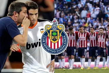 El jugador que Albert Celades podría convertir en el crack del Rebaño si finalmente se convierte en entrenador de Chivas.