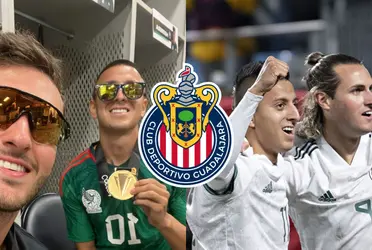 El nuevo equipo donde jugaría Roberto Alvarado fuera de Chivas gracias a Santiago Giménez.