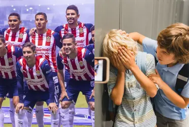 El vestidor de las Chivas no vio con buenos ojos al jugador.