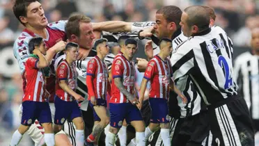 Ex de Chivas se fue a los golpes contra un entrenador