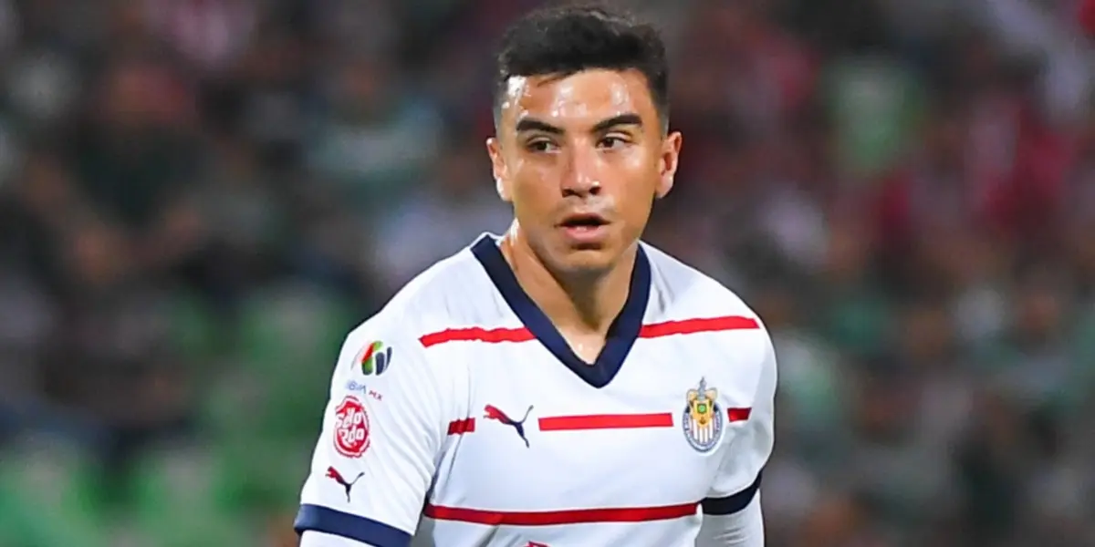 Fernando Beltrán con el jersey visitante de Chivas / FOTO TRANSFERMARKT