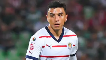 Fernando Beltrán con el jersey visitante de Chivas / FOTO TRANSFERMARKT