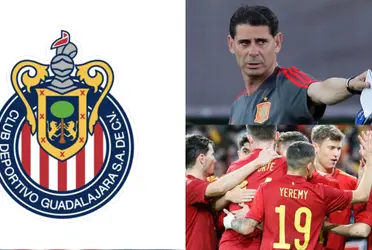 Fernando Hierro es una de las opciones para que llegue como director deportivo a las Chivas y su primer refuerzo estaría en el país ibérico.