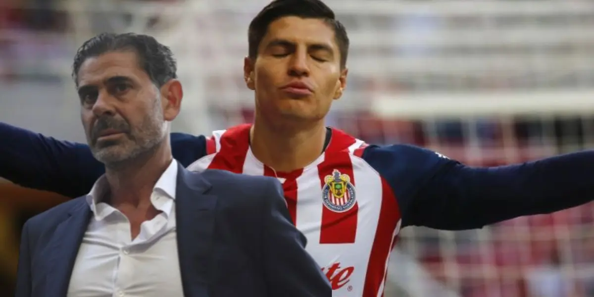 Fernando Hierro y Ronaldo Cisneros en partido de Chivas