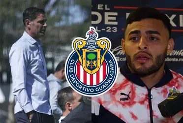 Fernando Hierro ya habría encontrado al reemplazo de Alexis Vega si este sale de Chivas.