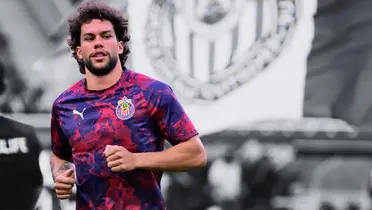 Fondo de Chivas con Cowell al frente