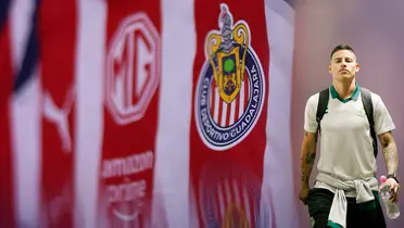 Fondo tomado de Chivas, con James al frente