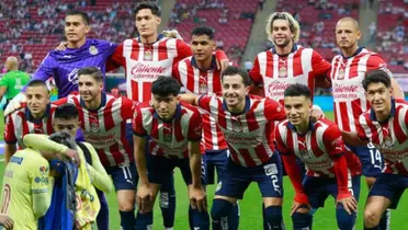 Foto del Chivas y americanistas lamentándose