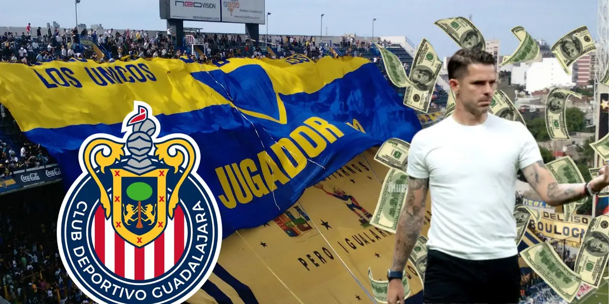 Gago con la afición de Boca y el escudo de Chivas