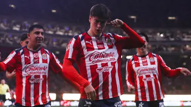 González celebrando. Foto: Chivas
