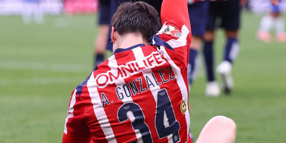 González festejando. Foto: Chivas