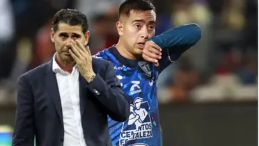 Hierro y Chiquito tomándose el rostro