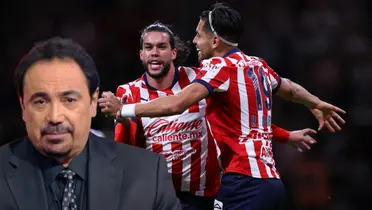 Hugo Sánchez junto a futbolistas de Chivas / FOTO YOUTUBE