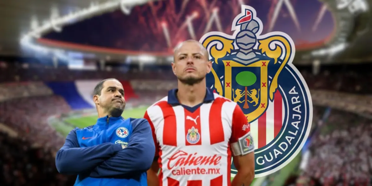 Javier Hernández portando el gafete de capitán con Chivas previo a un partido de Liga MX