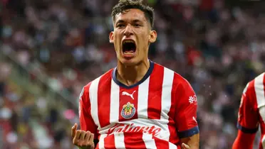 Jesús Orozco festejando gol con el combinado de las Chivas /Fútbol Total