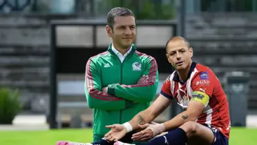 Jimmy en la selección y Chicharito con Chivas