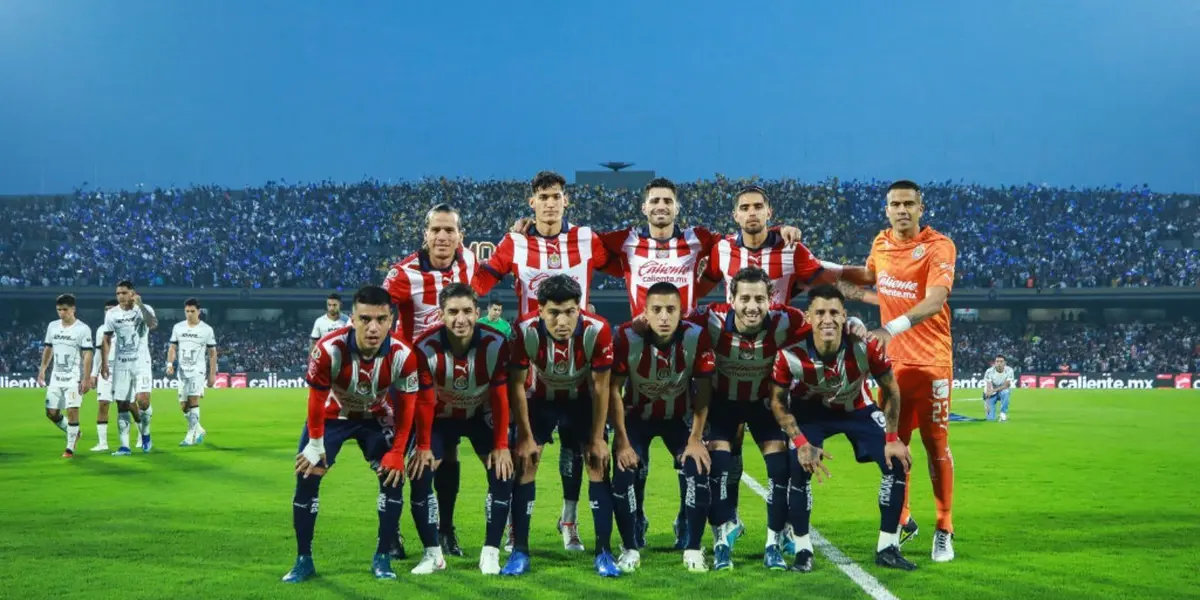 José Juan Macías regresó a la actividad con Chivas antes de lo esperado.