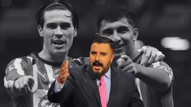 Jugadores celebrando de fondo, foto de Chivas, con Álvaro Morales al frente