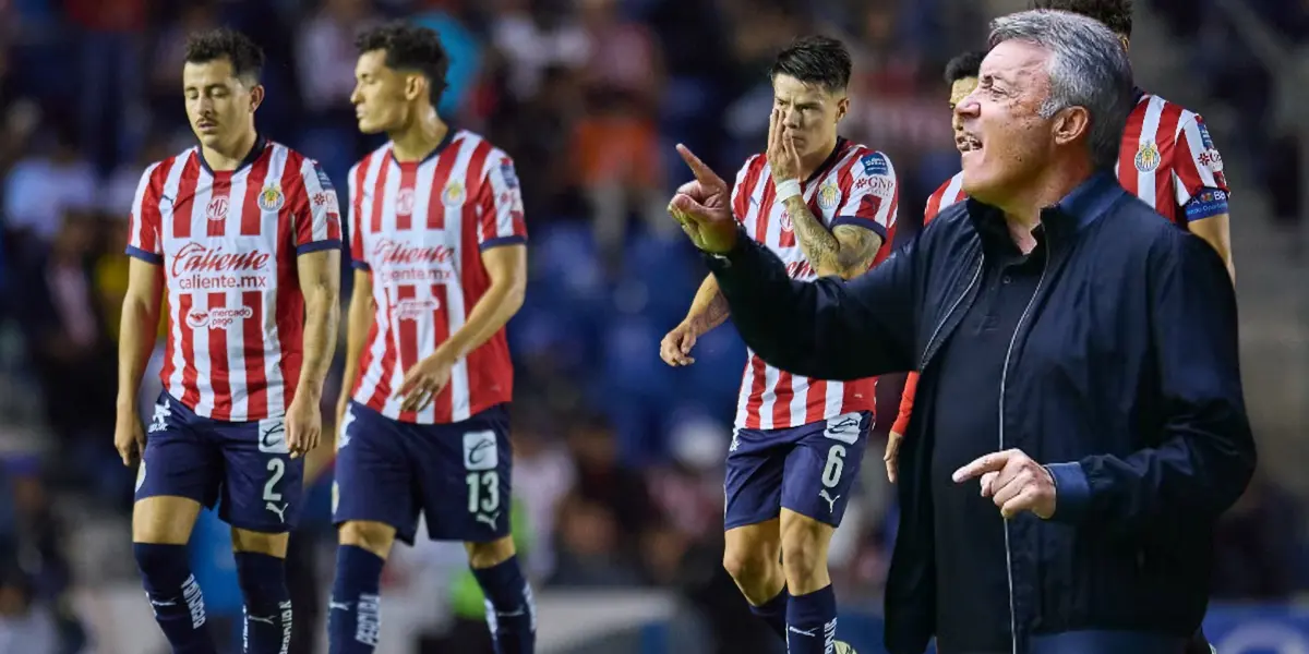 Jugadores Chivas y Domènec Torrent (Foto tomada de: MexSport)