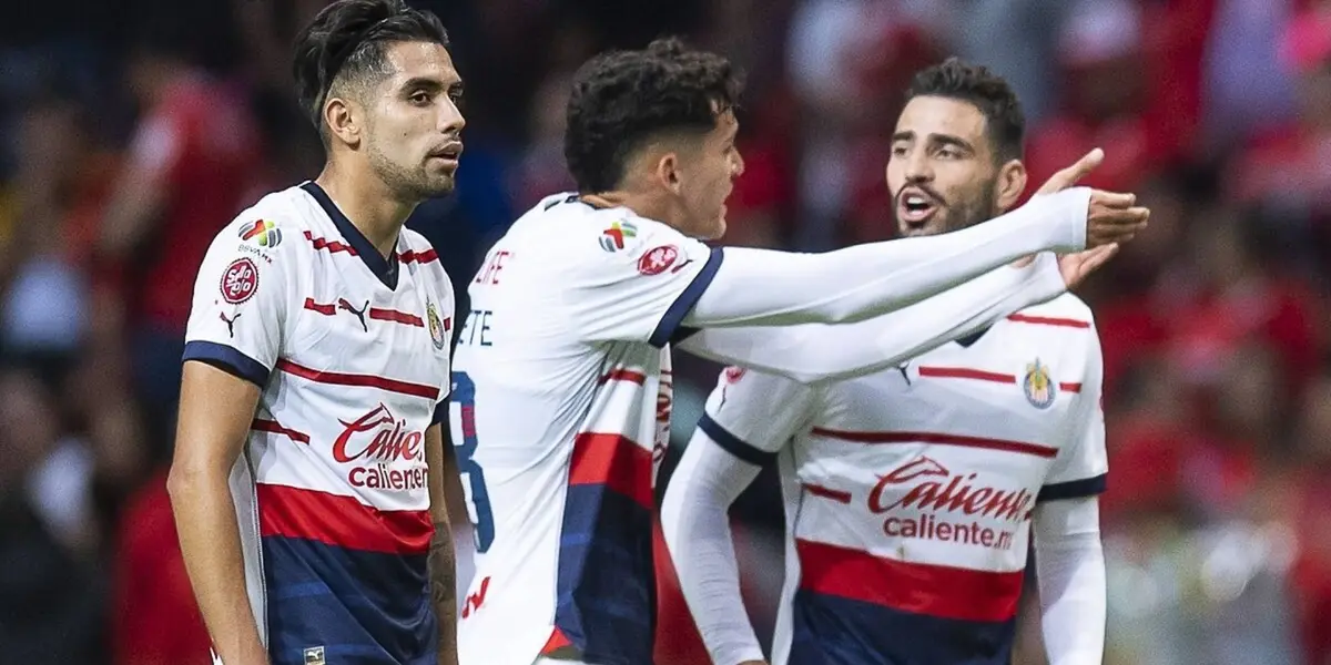 Jugadores como Chiquete y Pollo Briseño decepcionaron a la afición con sus salidas | Foto: Mexsport
