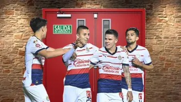 Jugadores de Chivas en la puerta de salida/FOTO: Récord