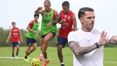 jugadores de Chivas en pretemporada y Gago