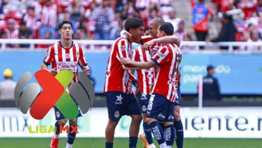 Jugadores de Chivas (Foto tomada de: MexSport/Wikipedia)