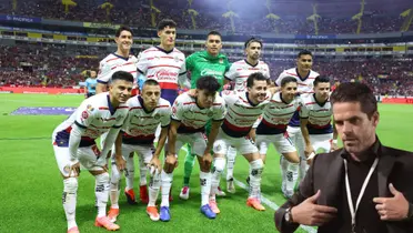Jugadores de Chivasen la foto y Fernando Gago