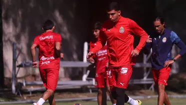 Jugadores en entreno. Foto: Chivas