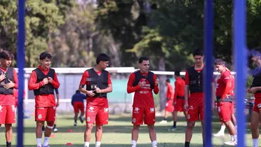 Jugadores en entreno. Foto: Chivas