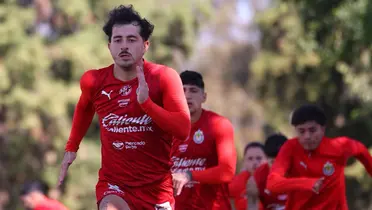 Jugadores en entreno. Foto: Chivas